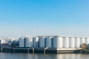 Crude oil terminal